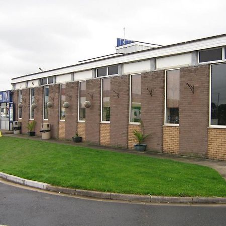 カーライル Stobart Truckstops Ltdモーテル エクステリア 写真